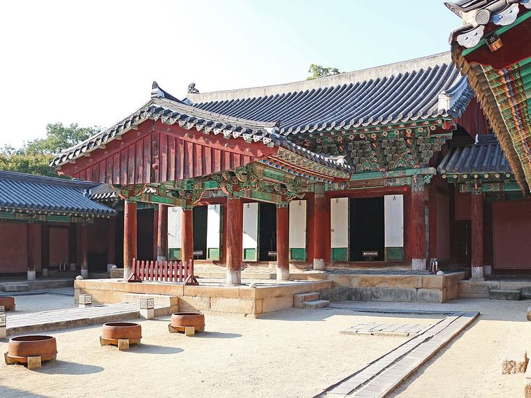 전주 경기전의 정전 건물